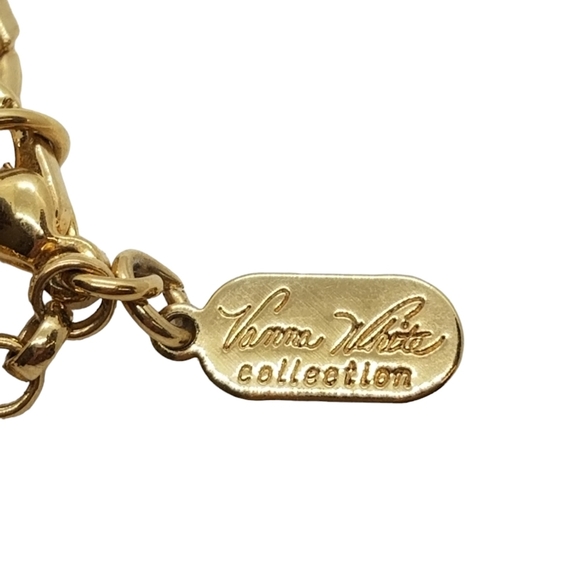 VANNA WHITE VINTAGE GOLDTONE DOUBLE CHAIN NECKLACE WITH RHINESTONE HEART DETAIL - Picture 6 of 6